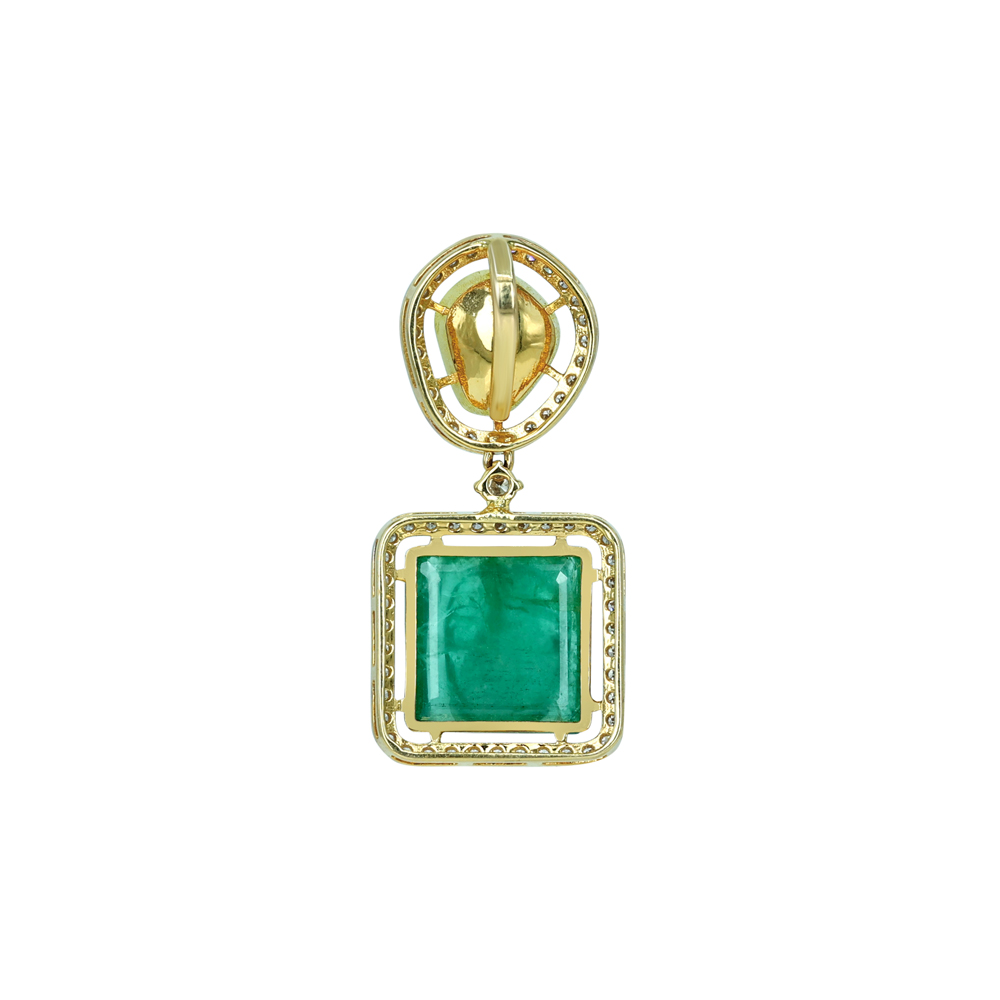 Carved Emerald Pendant with Halo Polki and Diamond